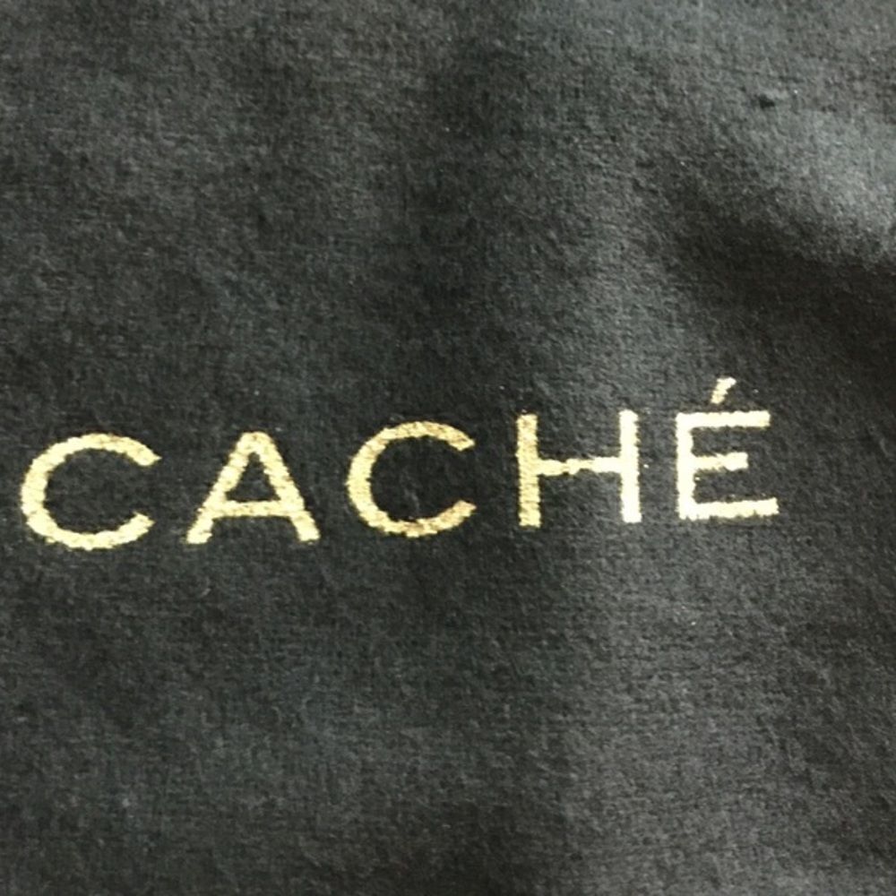 Cache accessories bags 🌸 bundle 🌸 - Picture 3 of 3